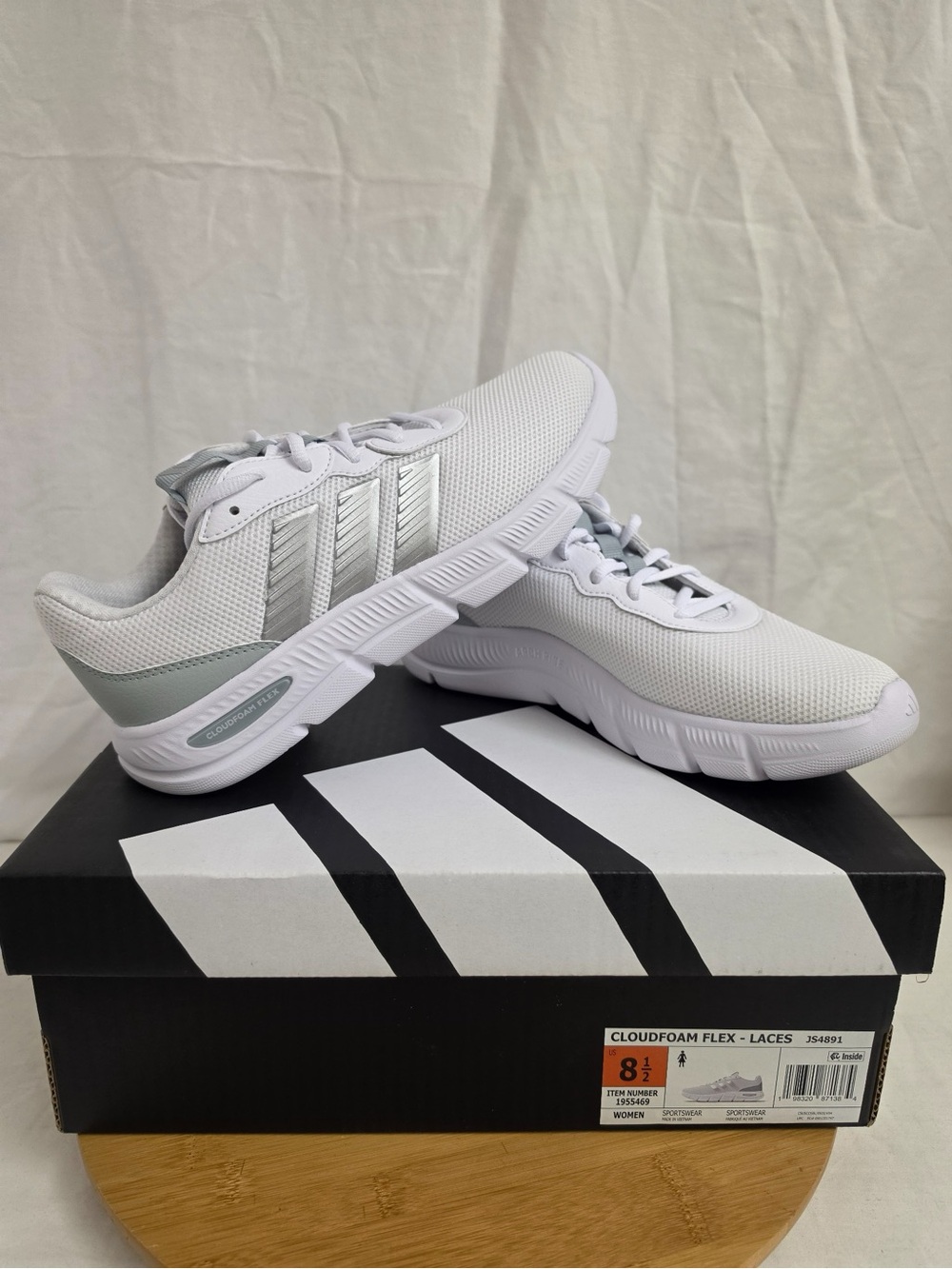 Adidas Cloudfoam Flex Laces Women’s Shoes White Silver Size 8.5 New JS4891